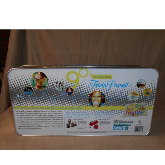 Trivial Pursuit 90s Trivia Tin Time Capsule Edition Complete 2004 Parker Bros - Picture 8 of 10